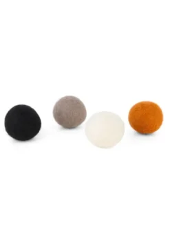 4 balles en laine feutrée pour chat - Coloris Pure - District 70