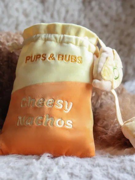 Jouet d'occupation pour chien - Nachos au fromage 🧀 - Pups & Bubs