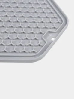 Tapis de léchage pour chien et chat - Yoomy Mat - Gris