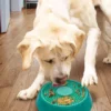 Tapis de léchage rotatif pour chien - KONG Licks Spinz